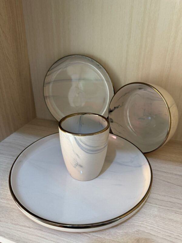 SET DE VAJILLAS DE 16 PIEZAS